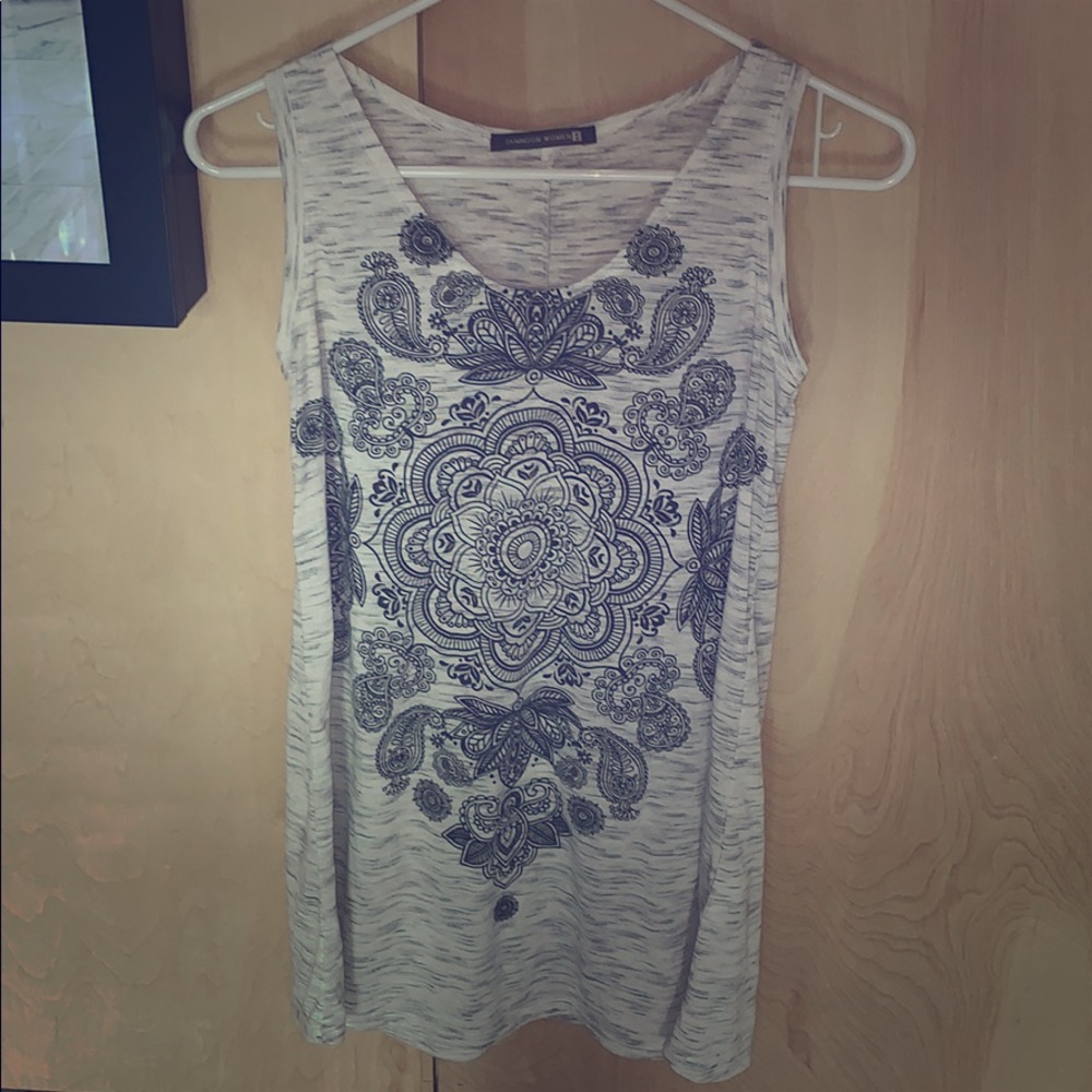 Grey tank top